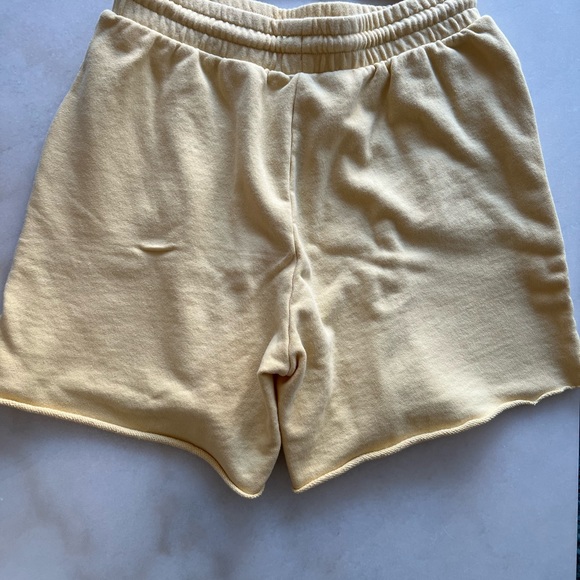 H and m tank and shorts - Picture 6 of 6